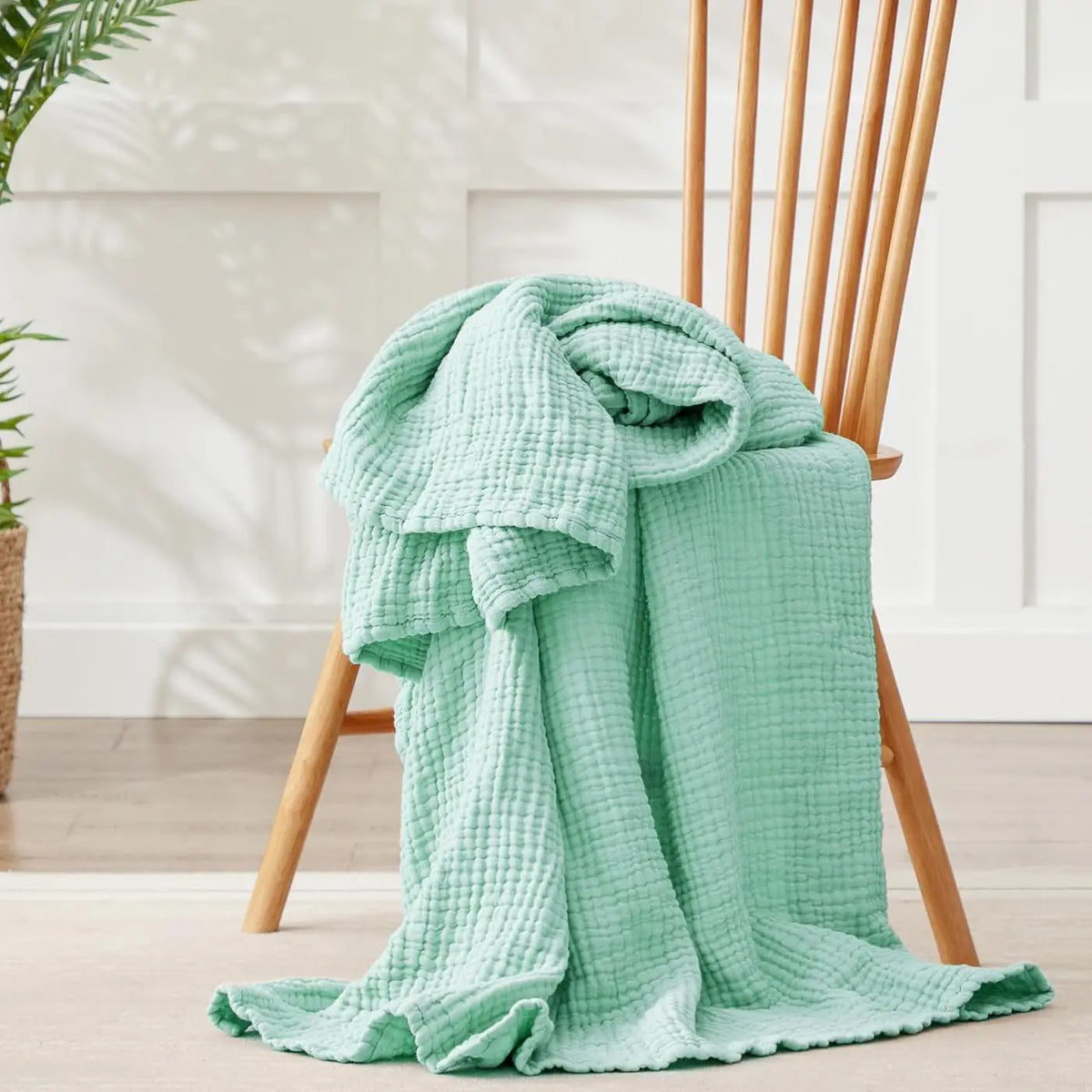 100% Cotton Muslin Throw Blanket - 130 x 150cm / Roselle