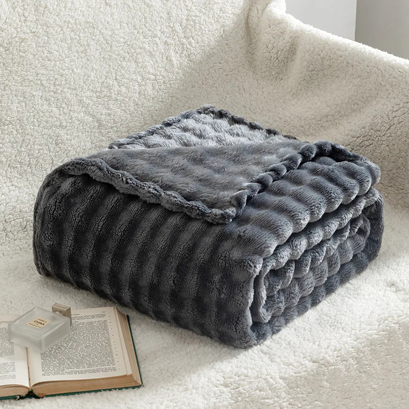 Aspen Faux Fur Knit Throw - 100 x 150cm / Florin