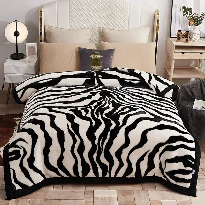 Aspen Plush Fleece Blanket - 150 x 200cm / Pink