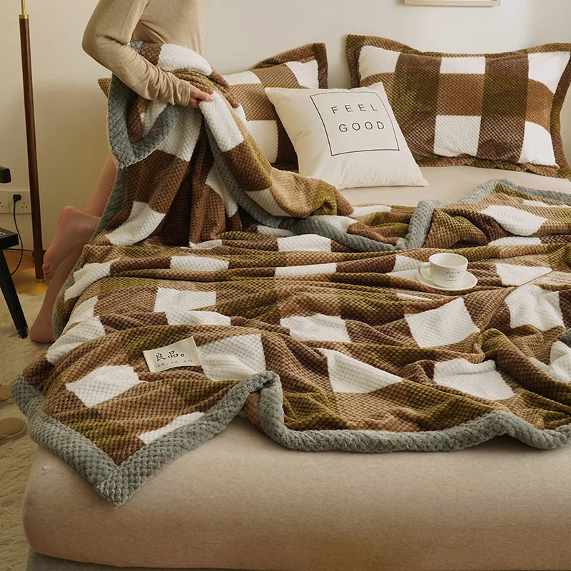 Axis Chenille Jacquard Throw - 120 x 200cm / Atrium Cavendish