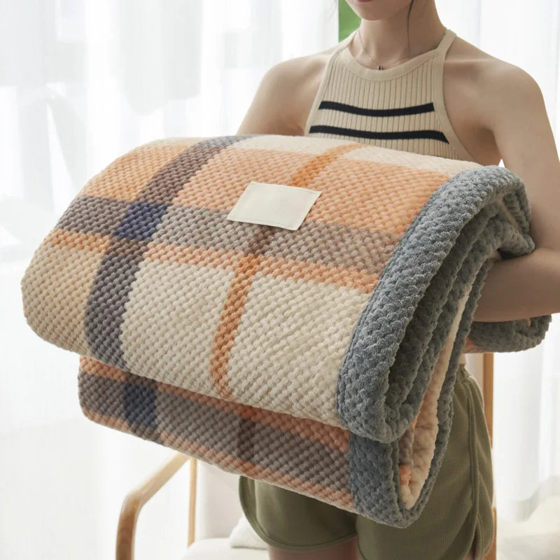Axis Chenille Jacquard Throw - 120 x 200cm / Camellia Loom