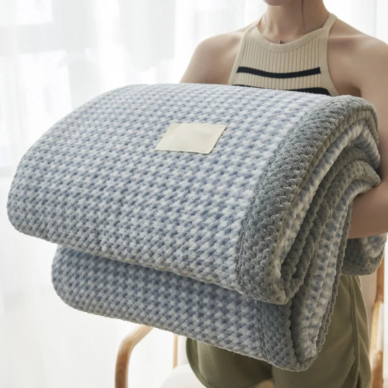 Axis Chenille Jacquard Throw - 120 x 200cm / Harlow Eden