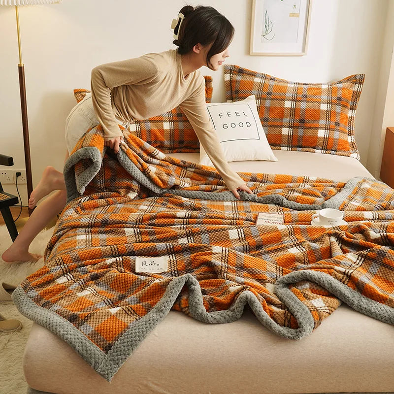 Axis Chenille Jacquard Throw - 120 x 200cm / Regatta Luxe