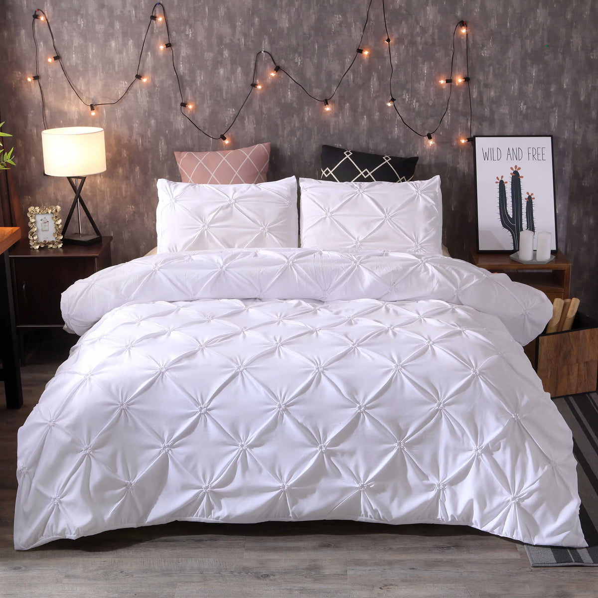 Bexley Egyptian Cotton Pinch Pleat Duvet Cover Set - UK Double / Lucerne