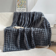 Eider Faux Fur Throw - 100 x 150cm / Dark Grey