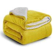 Mosaic Sherpa Throw - 100 x 150cm / Red